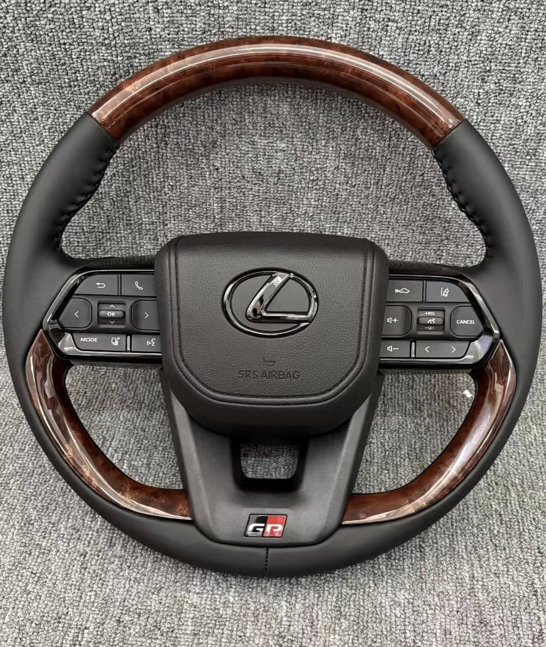 Brand New Carbon Fiber Steering Wheel – Fits All Lexus Models (2017–2024) - Image 3