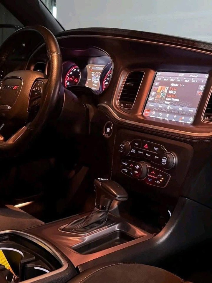 2020 Dodge Charger ScatPack Widebody - Image 5