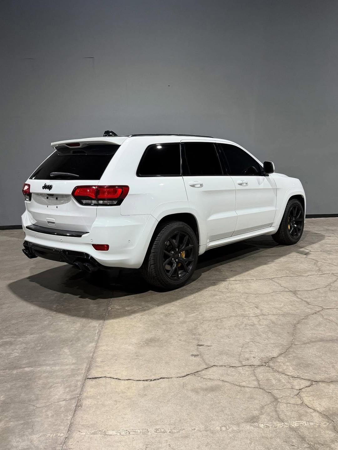 2018 Jeep Grand Cherokee TrackHawk - Image 2