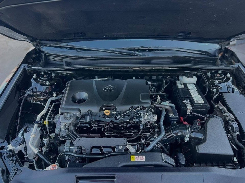 2023 Toyota Camry - Image 4