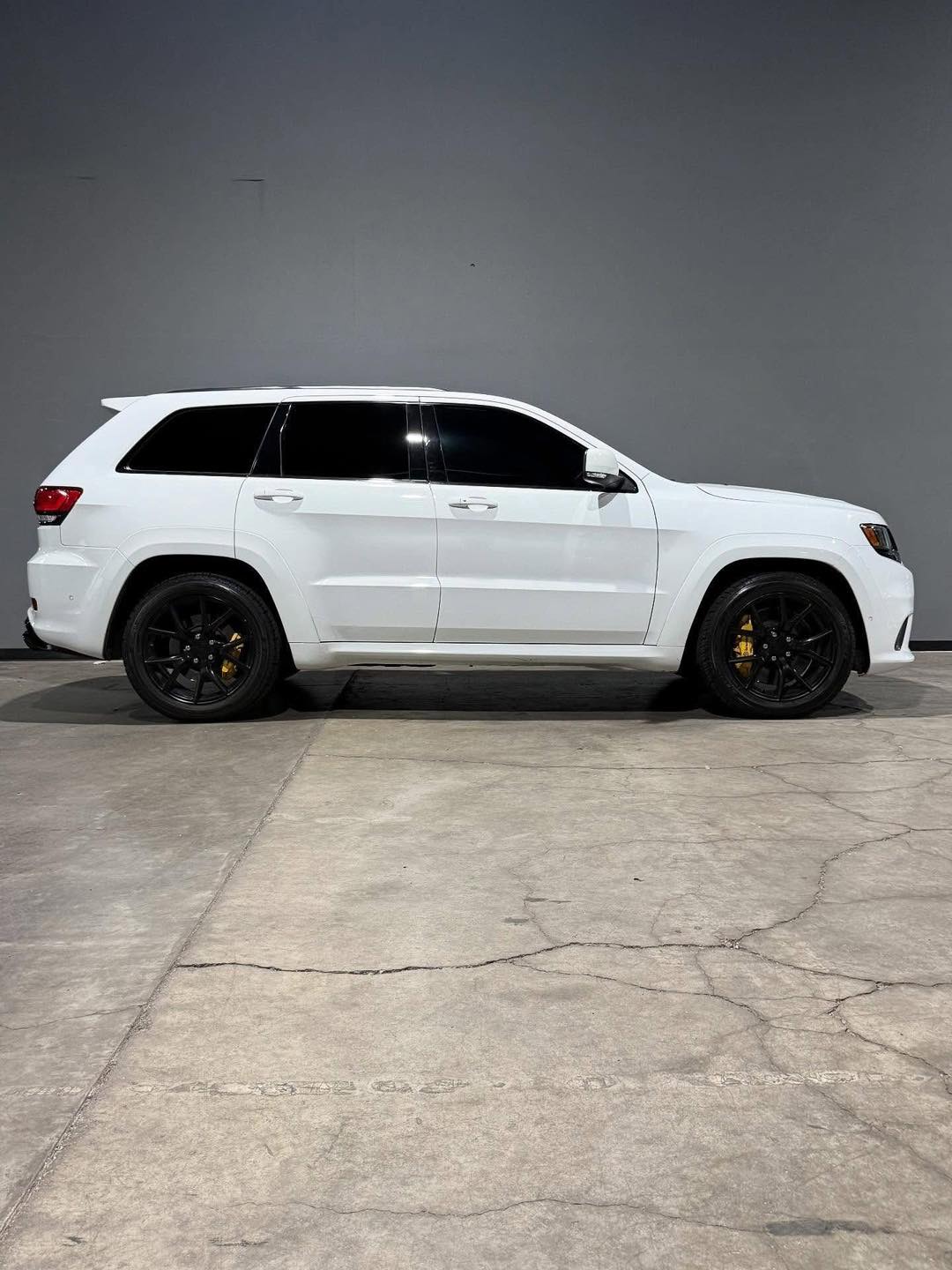 2018 Jeep Grand Cherokee TrackHawk - Image 9