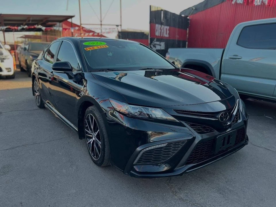 2023 Toyota Camry - Image 8