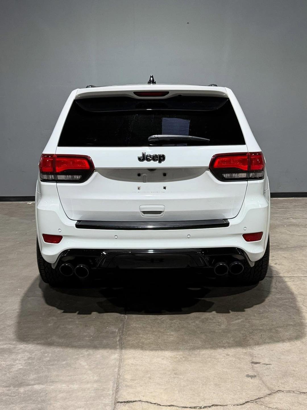 2018 Jeep Grand Cherokee TrackHawk - Image 13