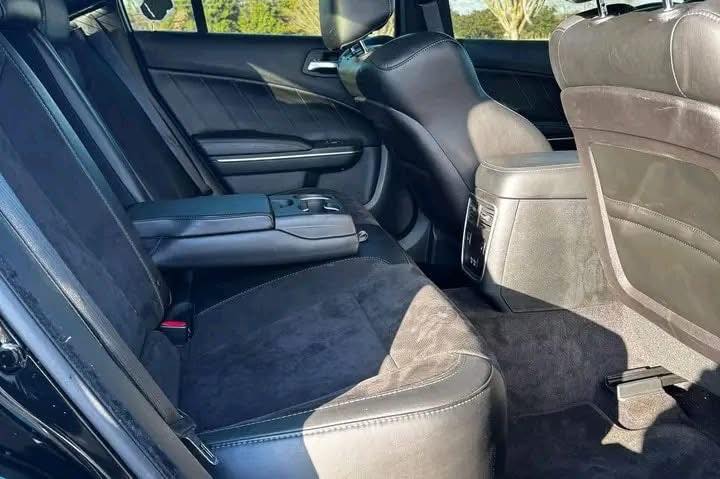 2018 Dodge Charger R/T Scat Pack - Image 3