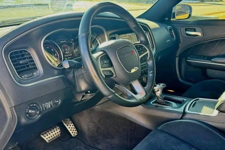 2018 Dodge Charger R/T Scat Pack - Image 7
