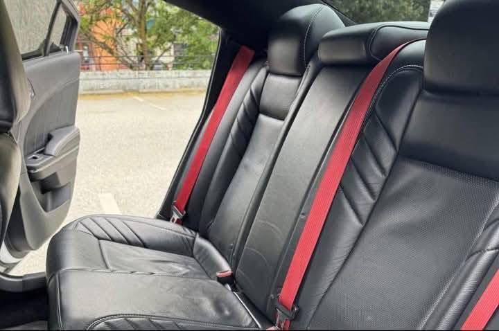 2017 Dodge Charger SRT Hellcat - Image 4