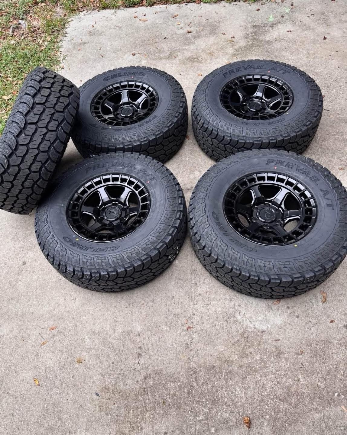 Ford Bronco wheels and tires 6×139.7 brand new - Image 6