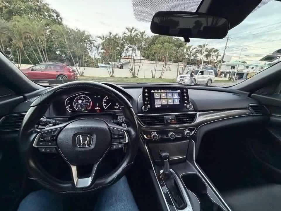 2020 Honda Accord Sport - Image 5