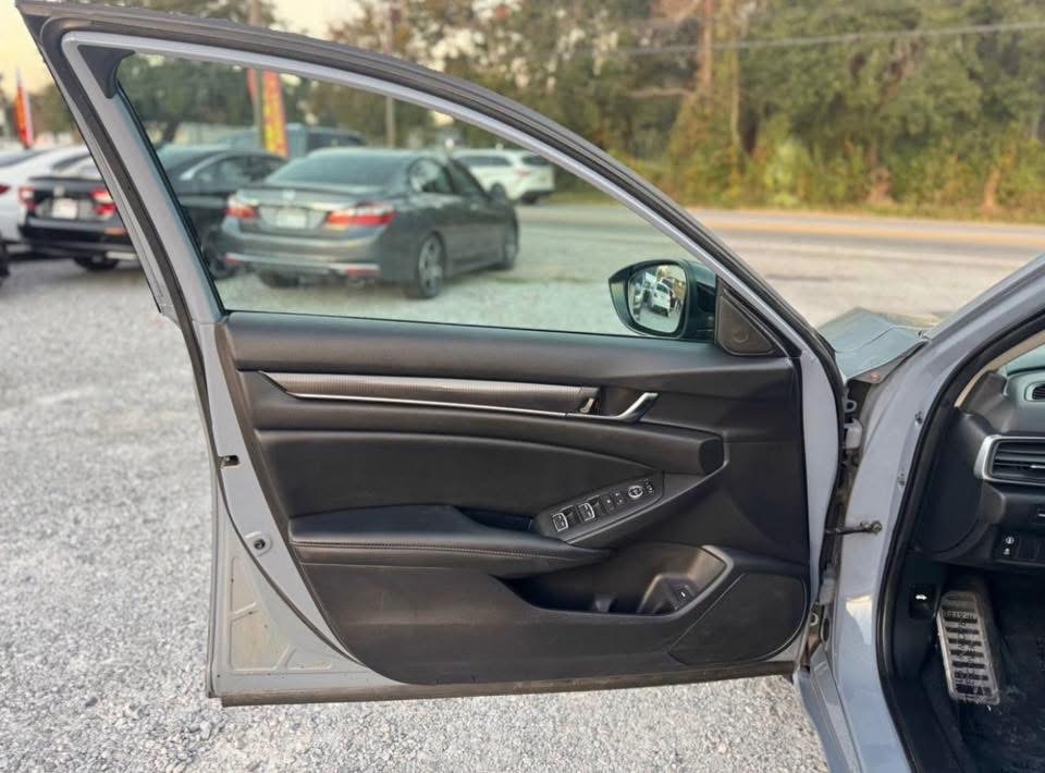 2022 Honda Accord Sport Sedan - Image 12