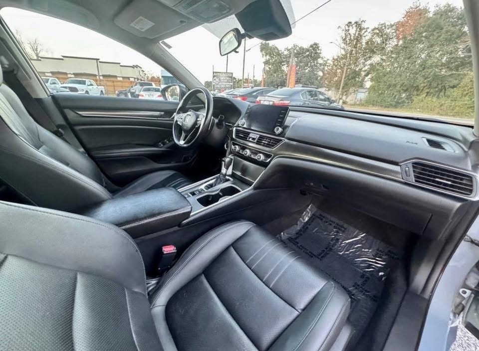 2022 Honda Accord Sport Sedan - Image 6