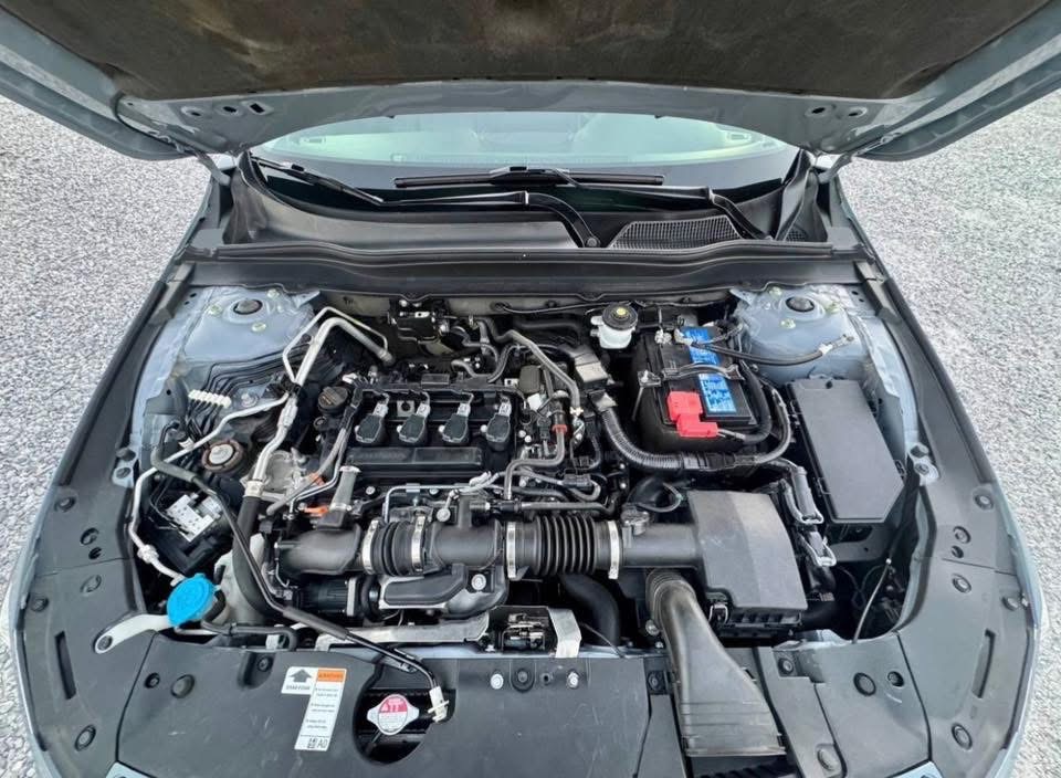 2022 Honda Accord Sport Sedan - Image 17