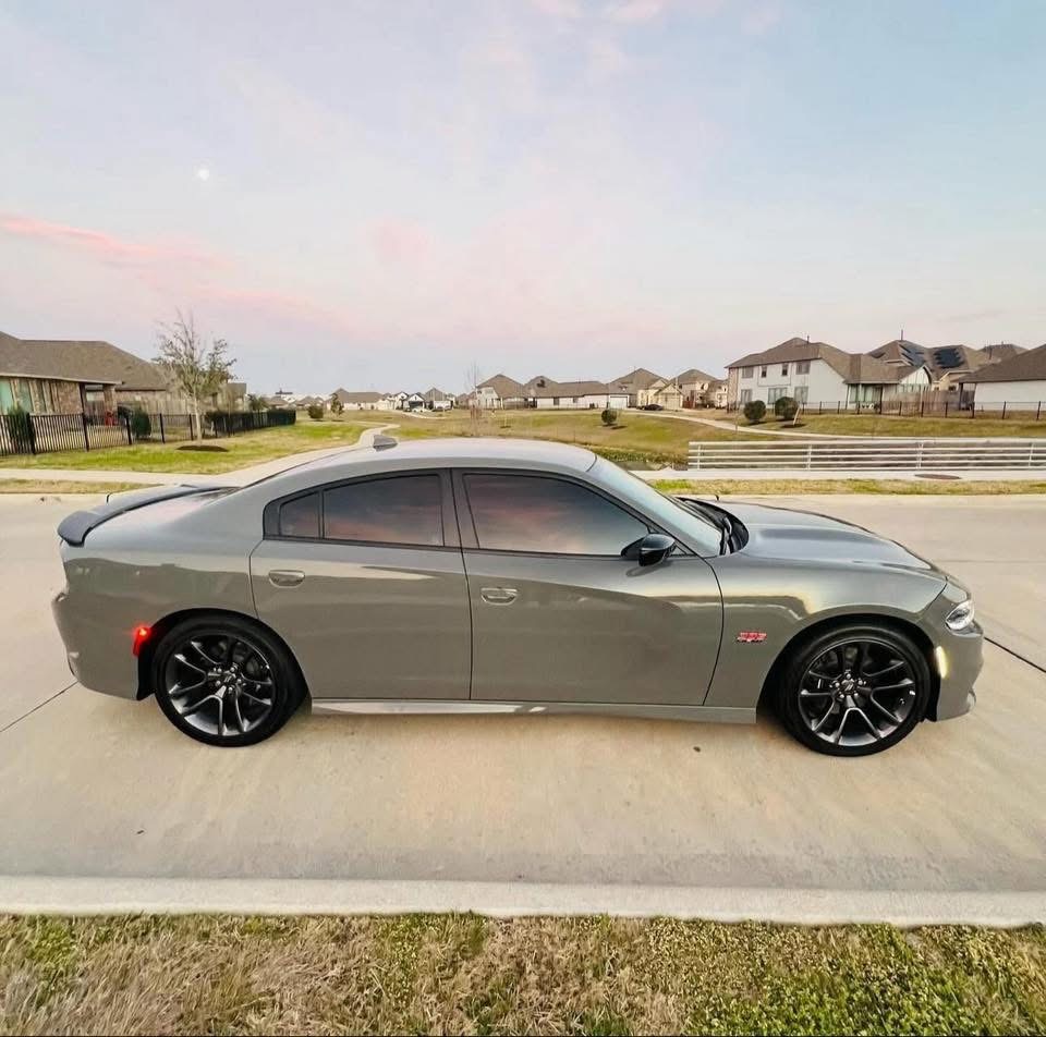 2023 Dodge Charger 392 Scat Pack - Image 2