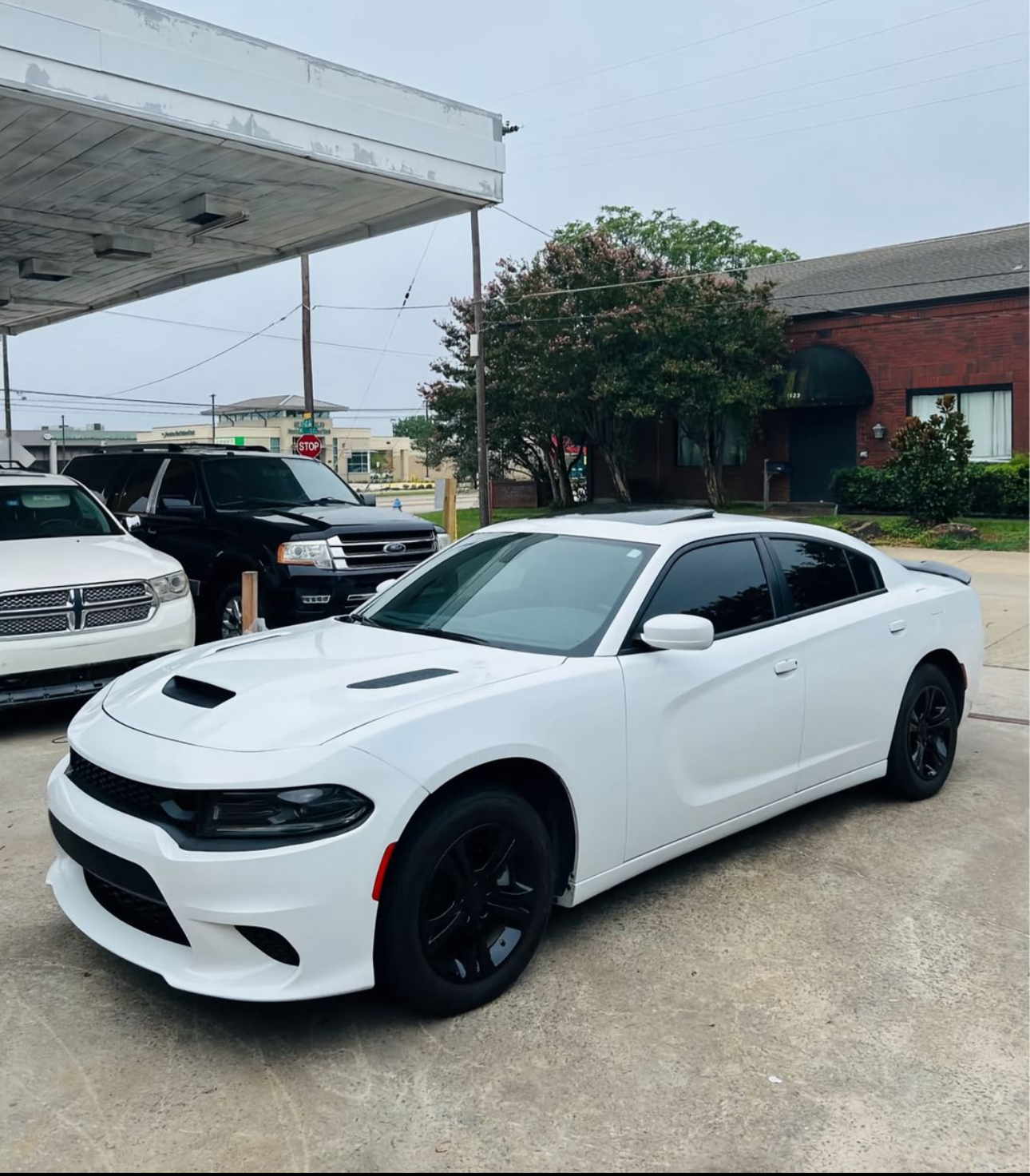 2022 Dodge Charger SXT Plus Sedan 4D - Image 3
