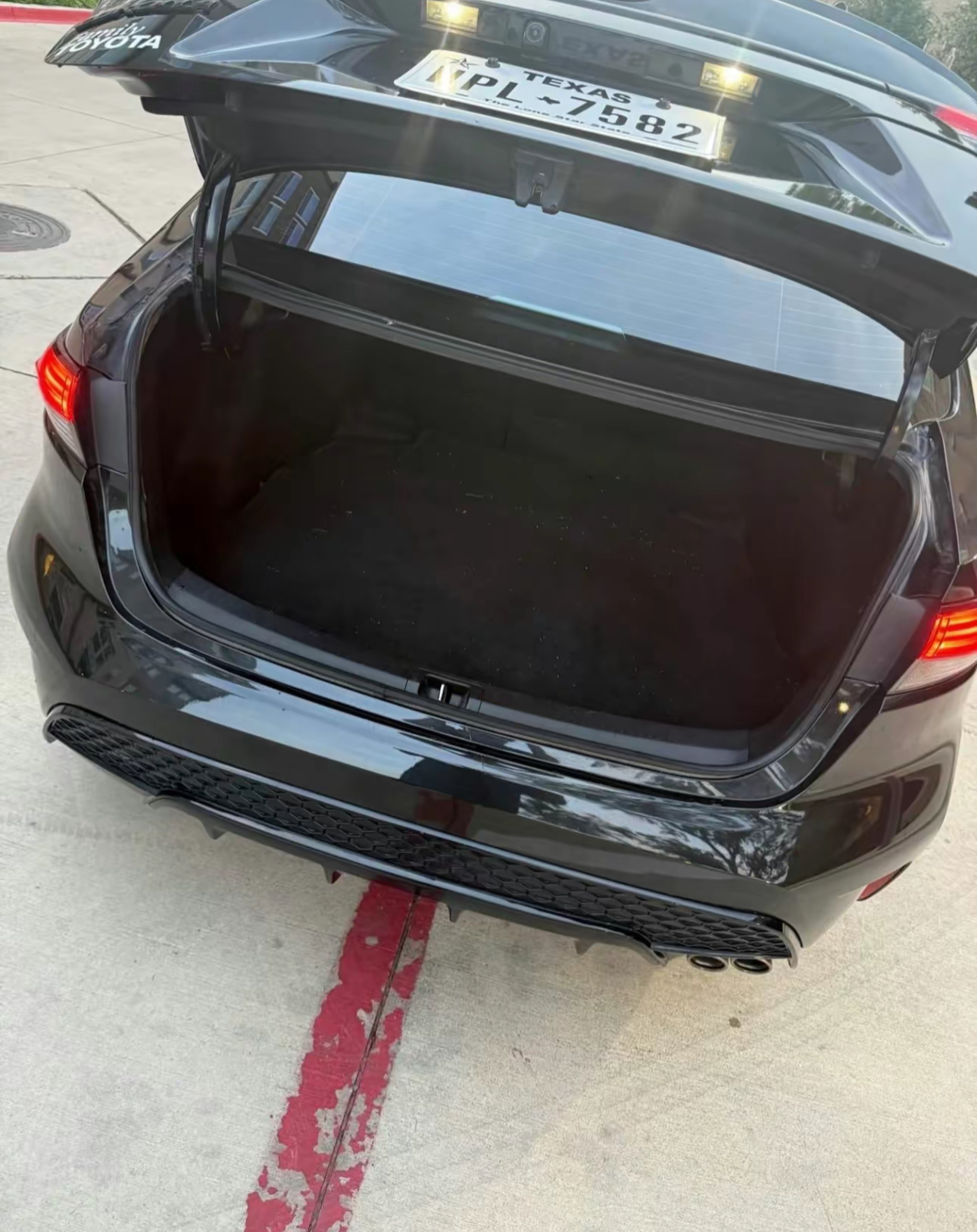 2022 Toyota Corolla - Image 18