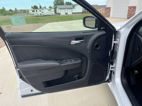 2023 Dodge Charger 6.4L V8 - Image 22