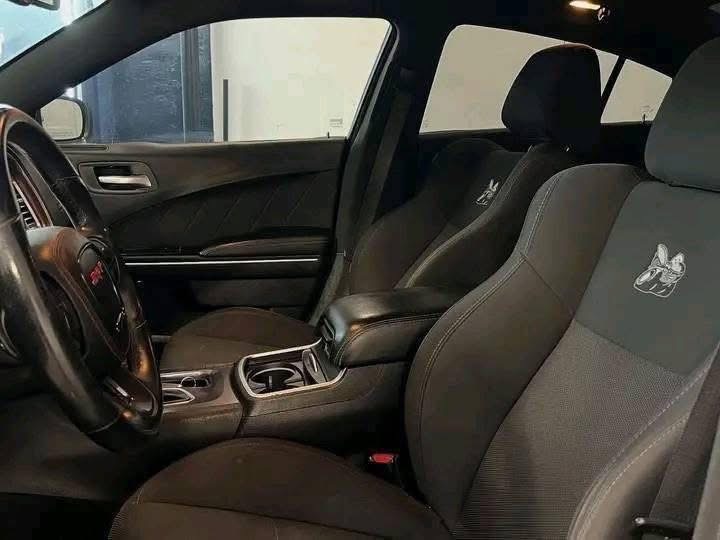 2018 Dodge Charger Scat Pack - Image 6