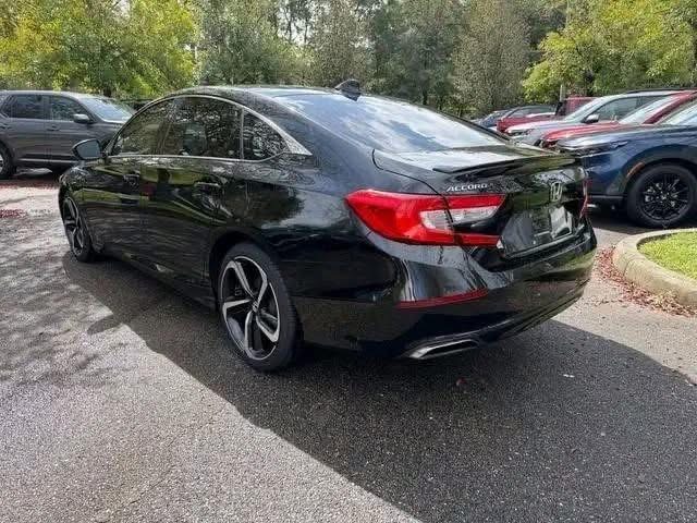 2018 Honda Accord Sport - Image 2