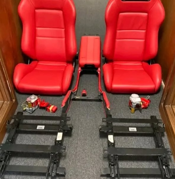 Recaro SR3 Tomcats Seats – Performance Meets Luxury for Lexus Drivers