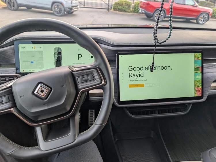 2022 Rivian R1T Launch Edition - Image 4