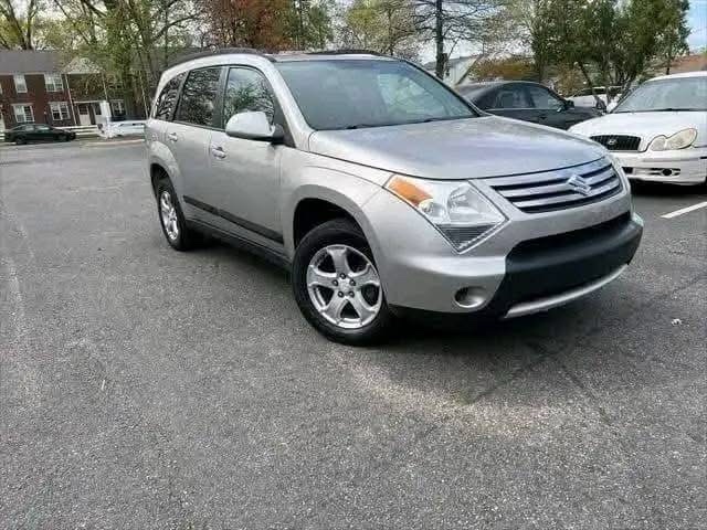 2008 Suzuki XL7 Luxury - Image 2