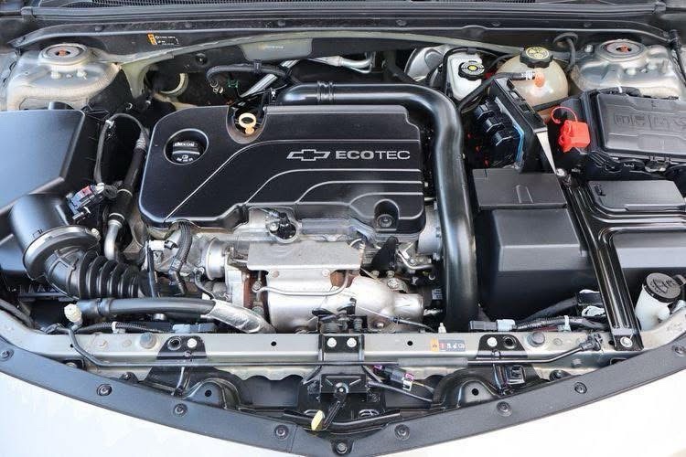 2017 Chevrolet Malibu LT - Image 10