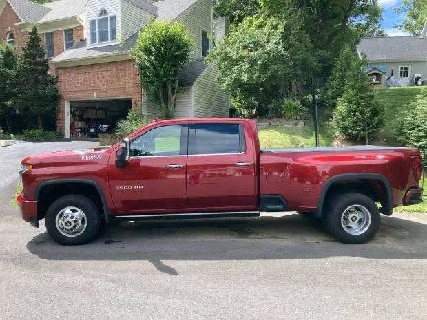 2021 Chevrolet Silverado 3500HD High Country Crew Cab - Image 9