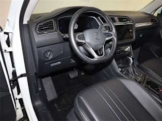 2024 Volkswagen Tiguan - Image 30