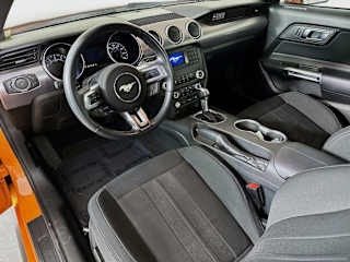 2020 Ford Mustang - Image 25