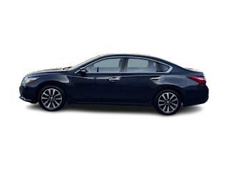 2016 Nissan Altima SV - Image 2