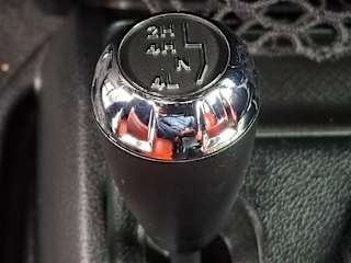 2017 Jeep Wrangler - Image 22