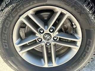 2017 Hyundai Santa Fe Sport - Image 5