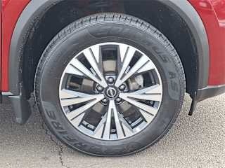 2023 Nissan Rogue SV - Image 6