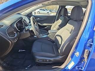 2023 Chevrolet Malibu - Image 16