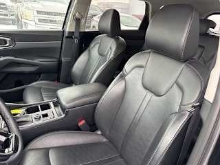 2024 Kia Sorento - Image 16