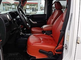 2017 Jeep Wrangler - Image 13