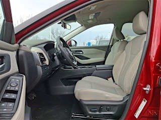 2023 Nissan Rogue SV - Image 8