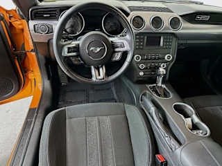 2020 Ford Mustang - Image 17