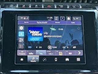 2025 Jeep Grand Cherokee - Image 15