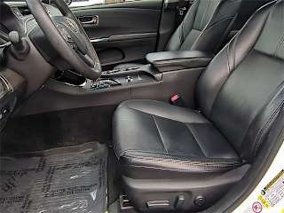 2016 Toyota Avalon - Image 20