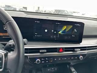 2024 Kia Sorento - Image 19