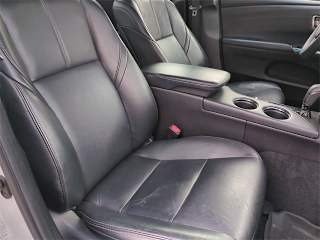 2016 Toyota Avalon - Image 19