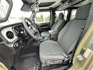 2026 Jeep Wrangler - Image 15