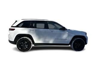 2025 Jeep Grand Cherokee - Image 11