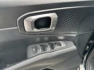 2024 Kia Sorento - Image 24