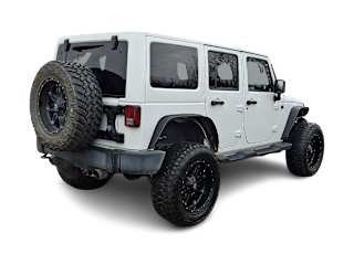 2017 Jeep Wrangler - Image 8