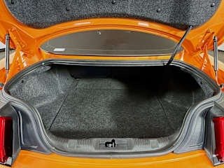 2020 Ford Mustang - Image 8