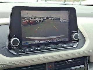 2023 Nissan Rogue SV - Image 18