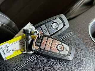 2020 Ford Mustang - Image 7