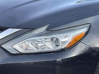 2016 Nissan Altima SV - Image 16