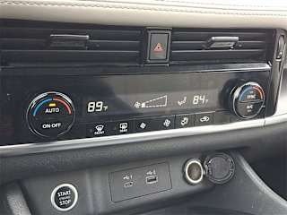 2023 Nissan Rogue SV - Image 21